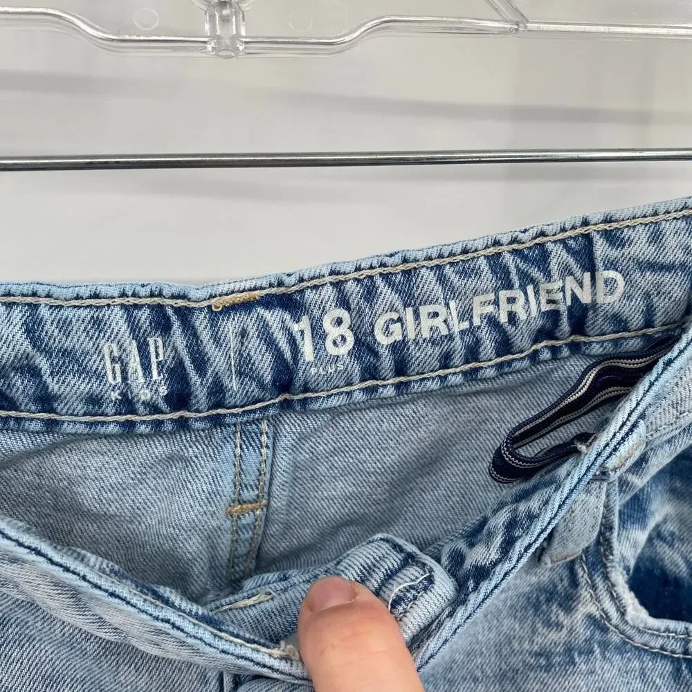 Gap Kids Girlfriend Distressed Knees Loose Jeans Light Wash 18 Plus